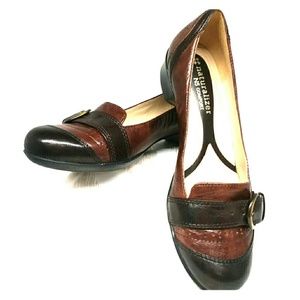 Naturalize woman size 4m Loran slide on shoe (w1P)